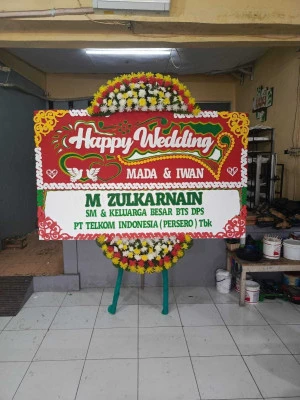 Papan Bunga di Terminal Kampung Rambutan