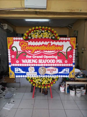 Papan Bunga di Terminal Kampung Rambutan